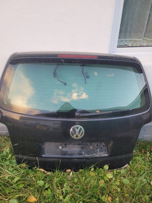 Vând haioane.Diferte marci,culori si modele