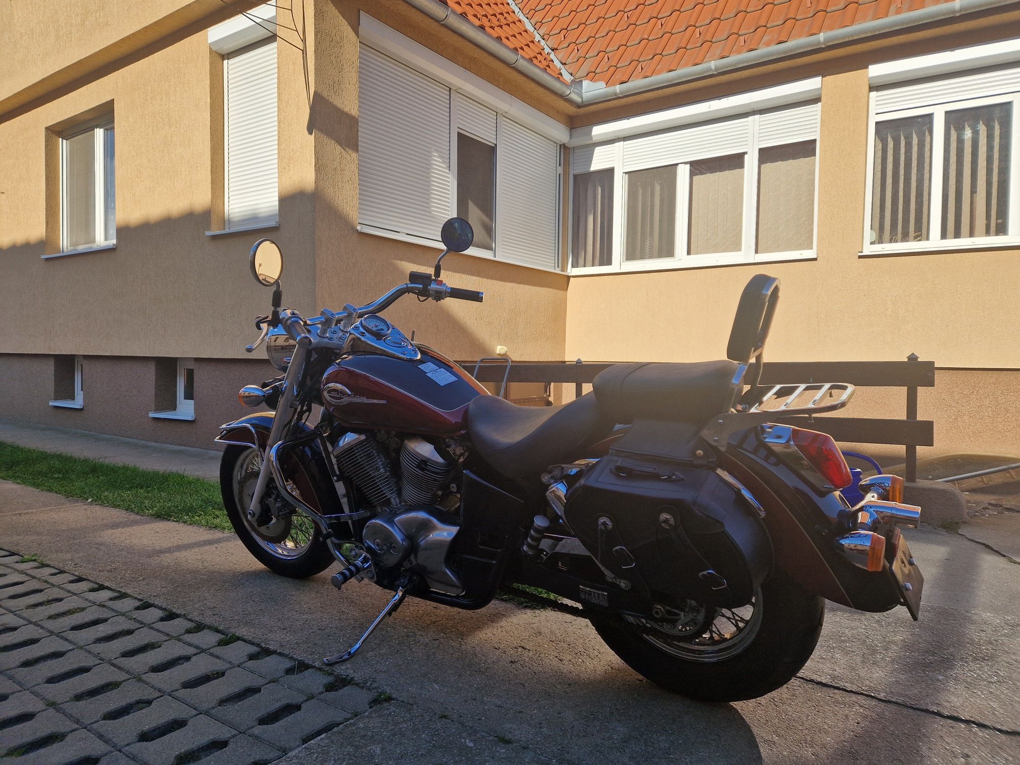 Honda Shadow Classic 750 VT 14.000 km din Germania