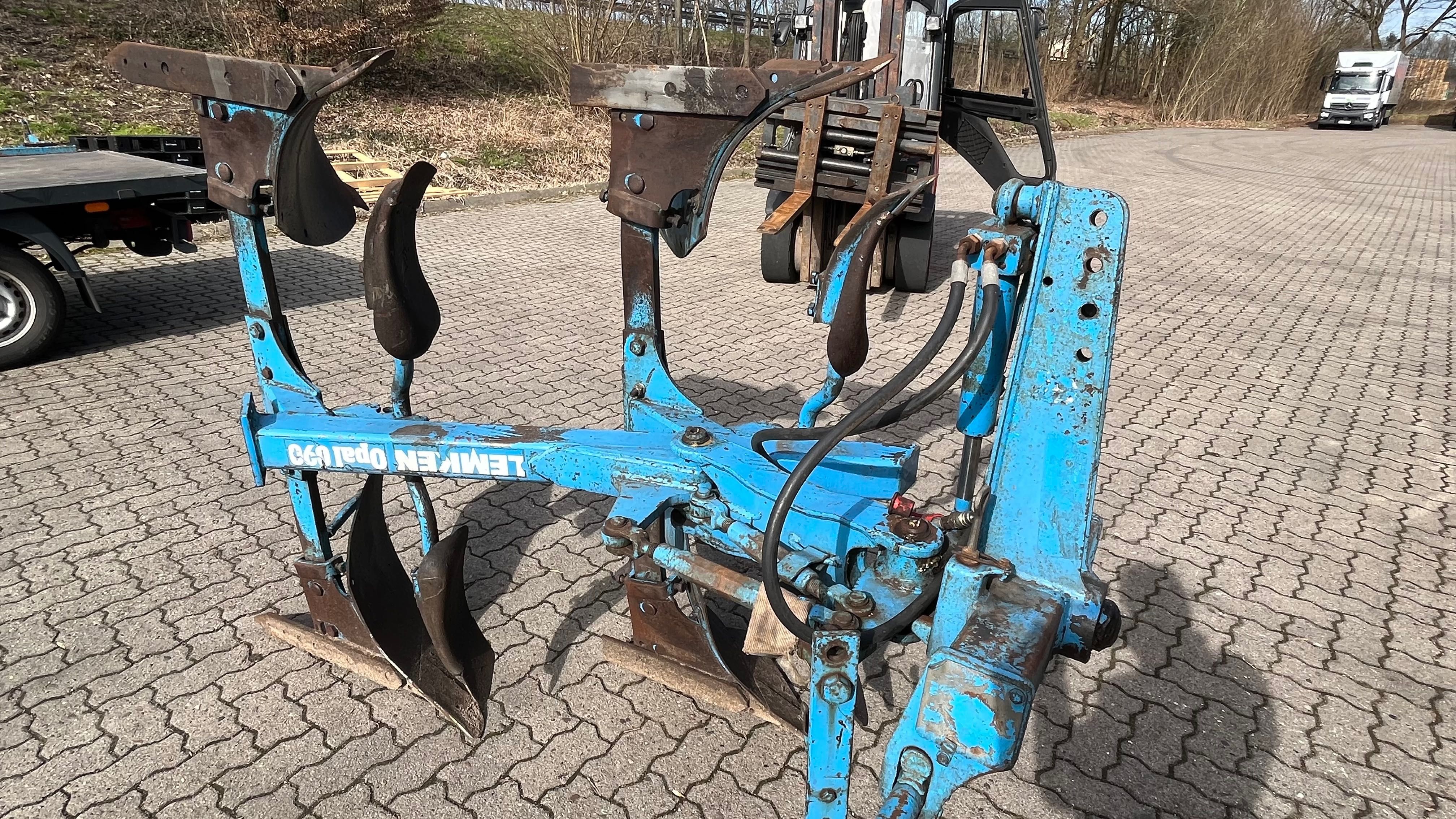 Lemken Opal 090 Omoch, Belarus, Claas, Case, John Deere tortadi