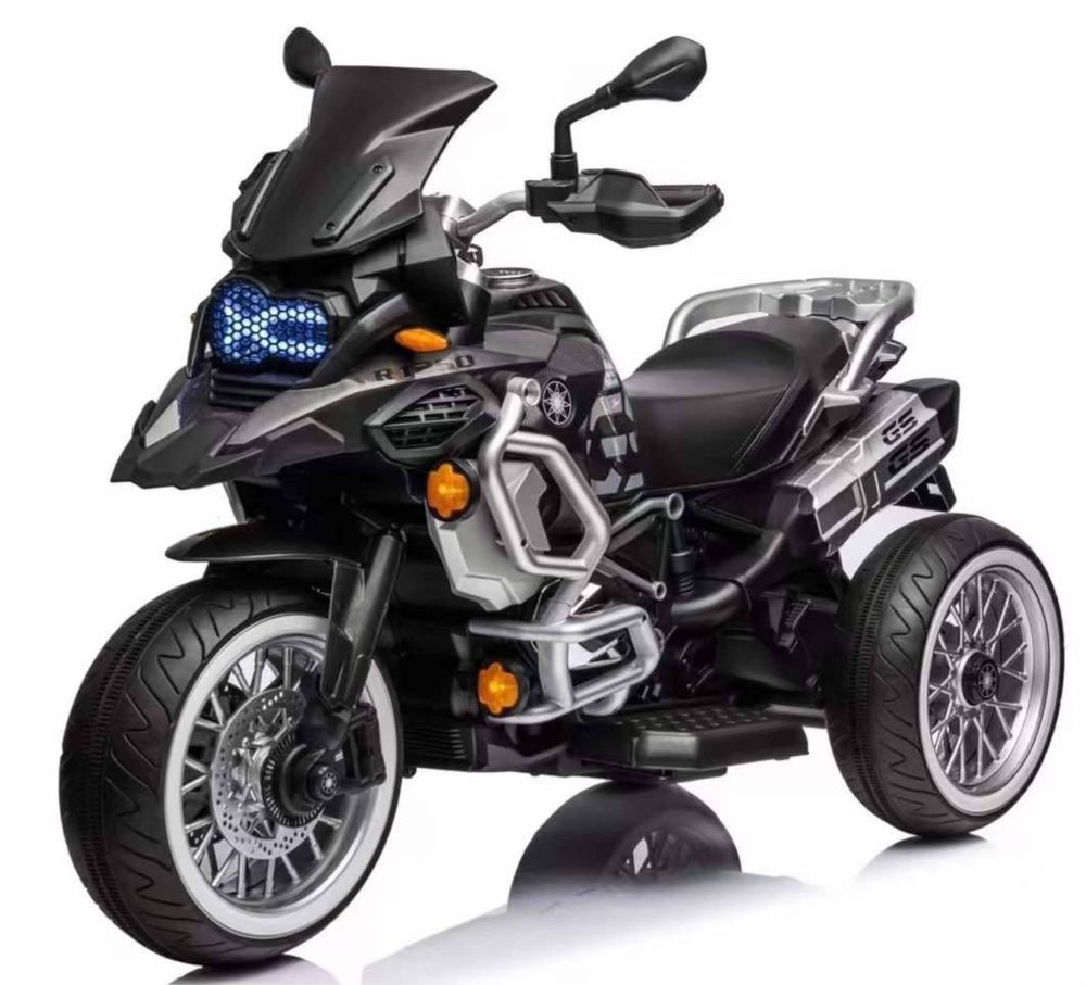 Bolalar motosi.
