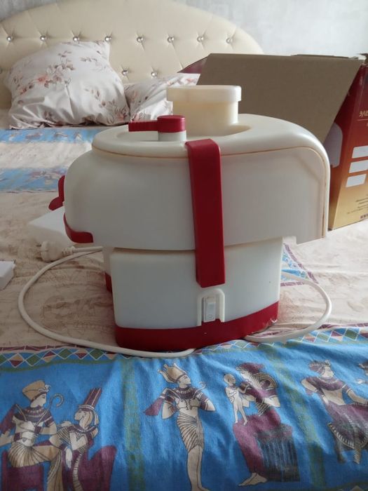 Продам соковыжималку