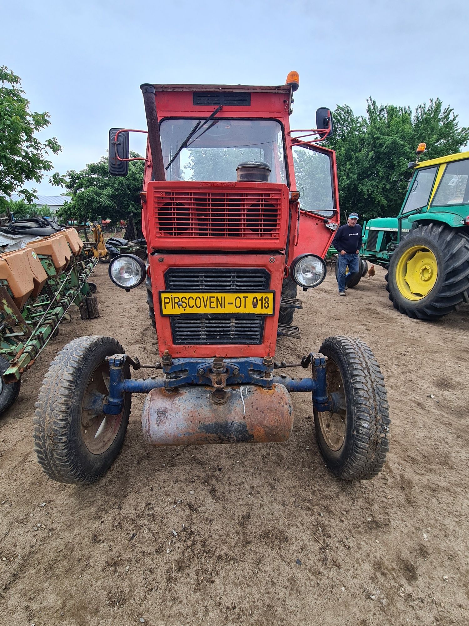 Tractor U650 perkins