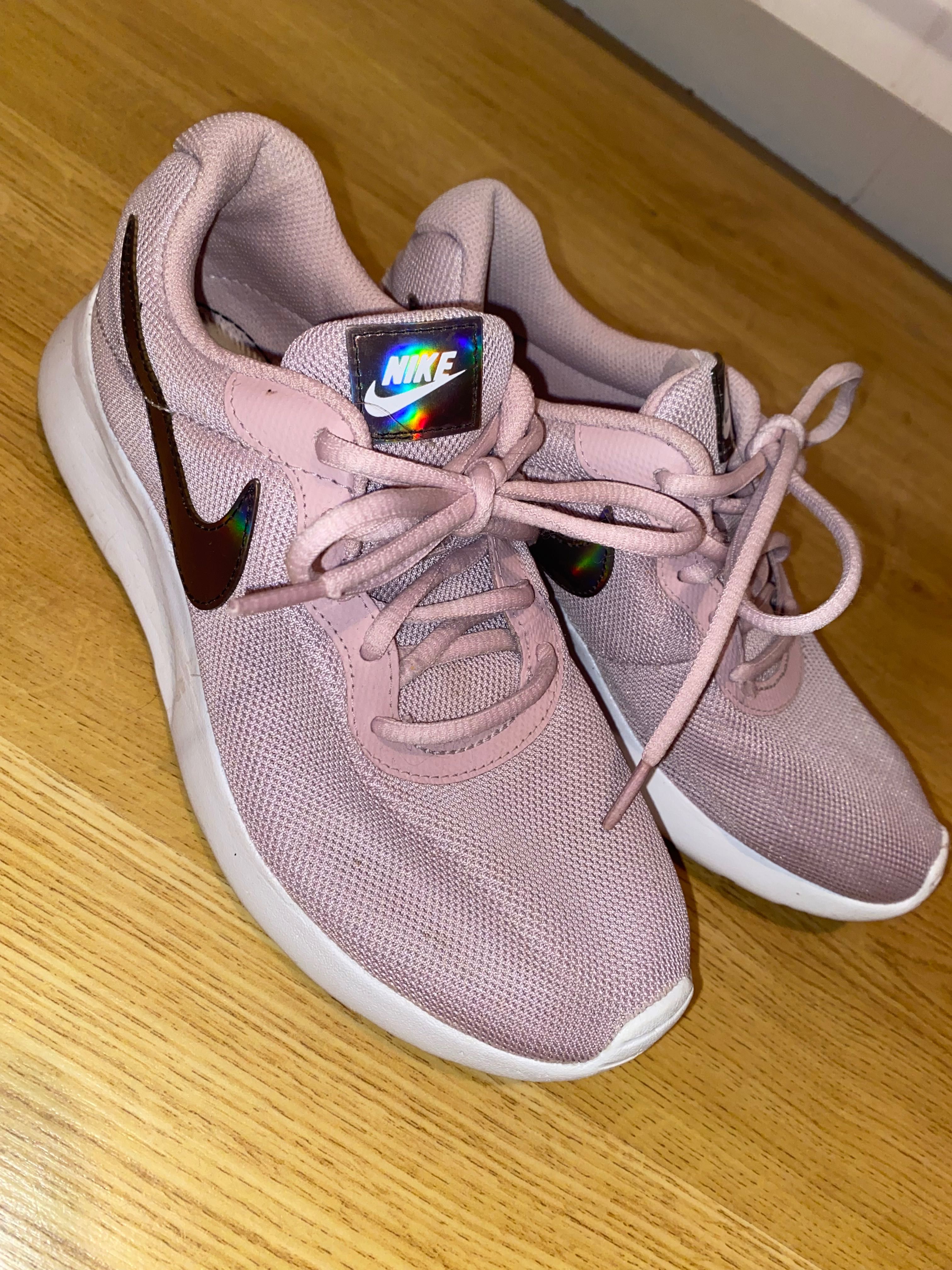 Nike roz dama 37.5