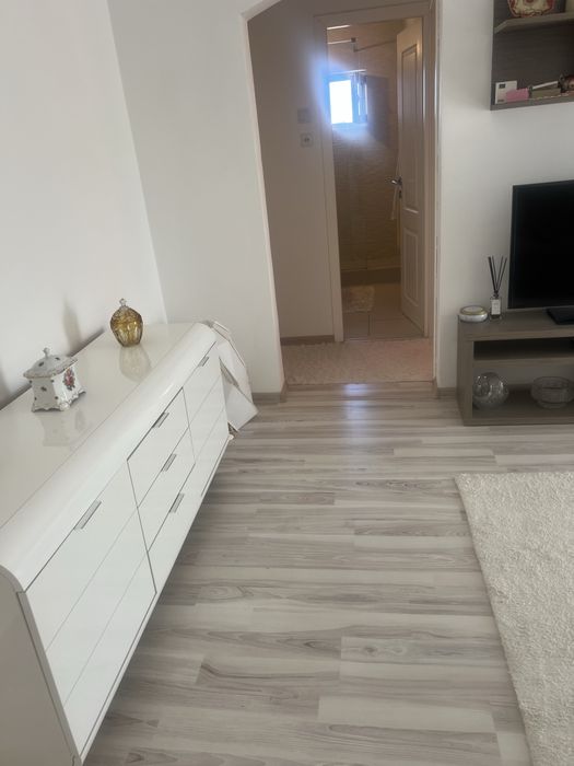Vand apartament situat pe Malul Timisului -Lugoj