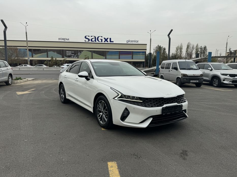 Kia K5 Prestige light