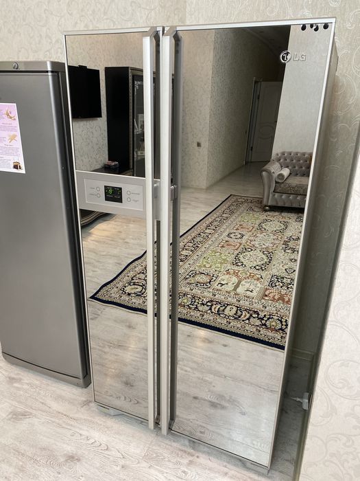 Холодильник с морозильником