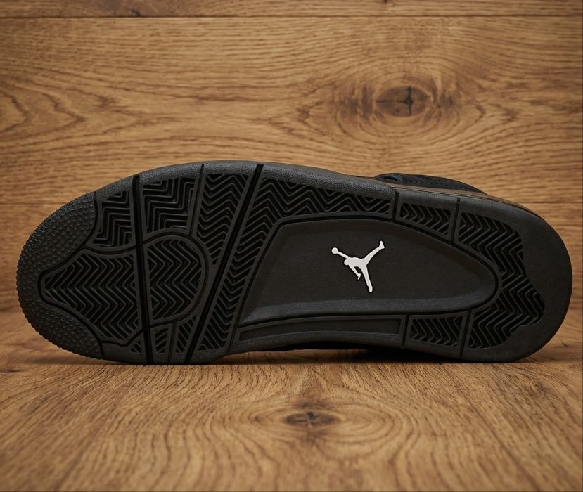 Jordan 4 Black cat