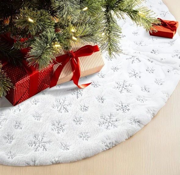 Новогодний декор ,юбка под ёлку