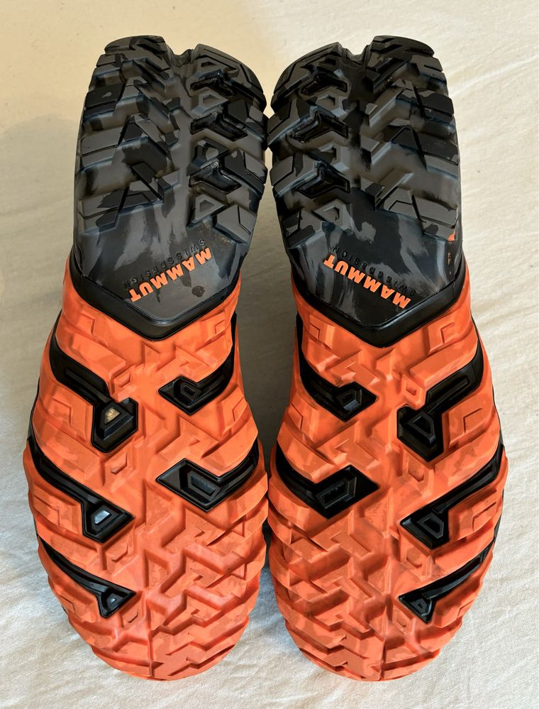 DOLOMITE номер 43 и MAMMUT номер 45, спортни, туристически обувки