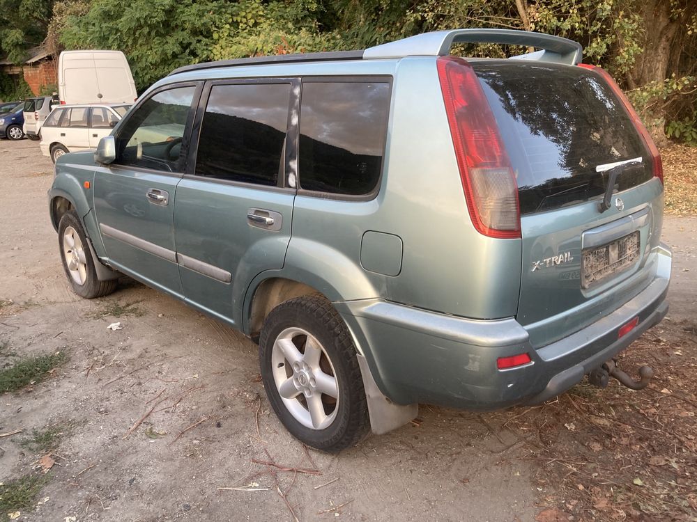 Nissan X-trail 2.2 dci 114 к.с цял за части.