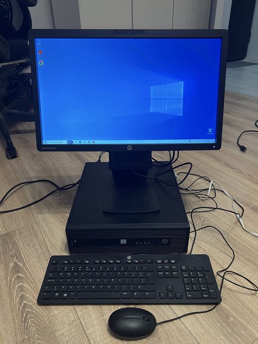 Calculator full set HP Z240, procesor i7, 8gb RAM