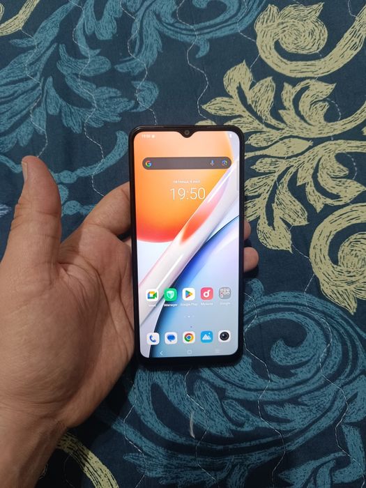 Vivo Y18 12/128Gb Gray Igravoy Holati Yaxshi Zor 4G 2024 Otlichniy