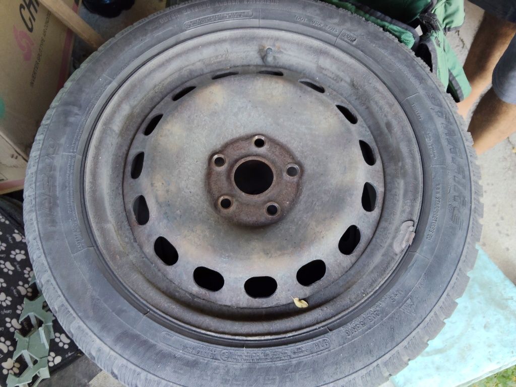 Автомобилни гуми 205/55/16