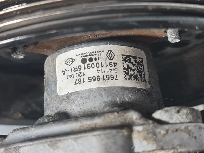 Pompa servodirectie Nissan Primastar 2.0 ; 1.9 dCi; 2.5 dCi; 2.2 DTI;