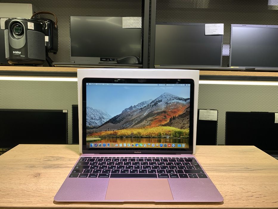 MacBook Retina 12-inch, 2016 г. Core m3, 8/256 GB, 1094/A10