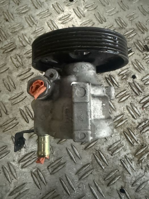 pompa servo volvo s40 an 2001 dezmemrari volvo