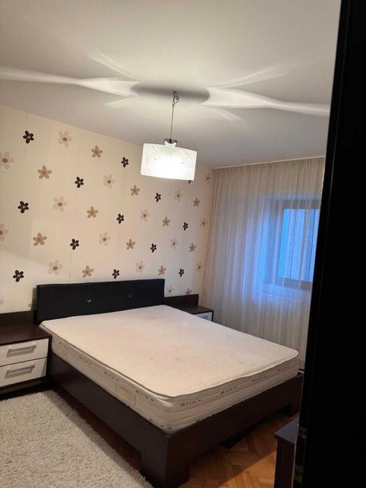 Etaj 1- Inchiriere apartament 3 camere , micro 3 Targoviste
