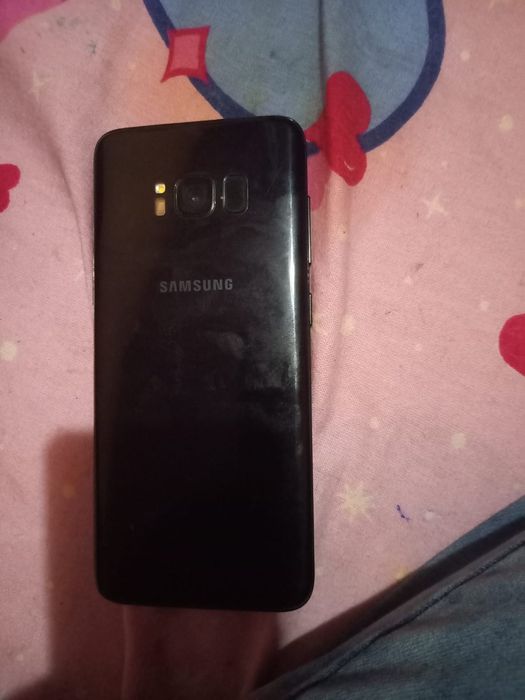 Vând samsung s8 in stare impecabilă de funcționare