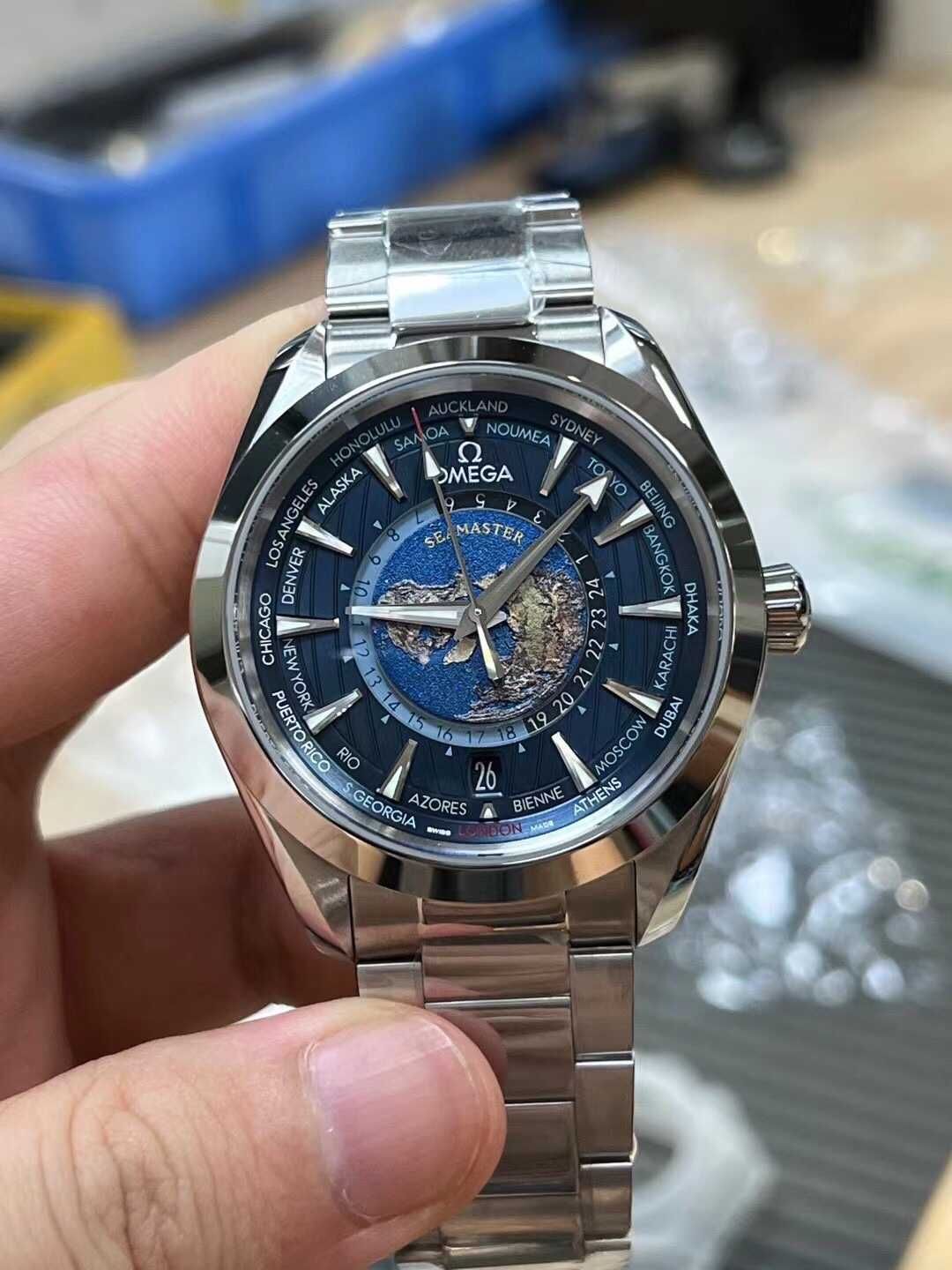 Часовници Omega Seamaster WorldTimer сребро