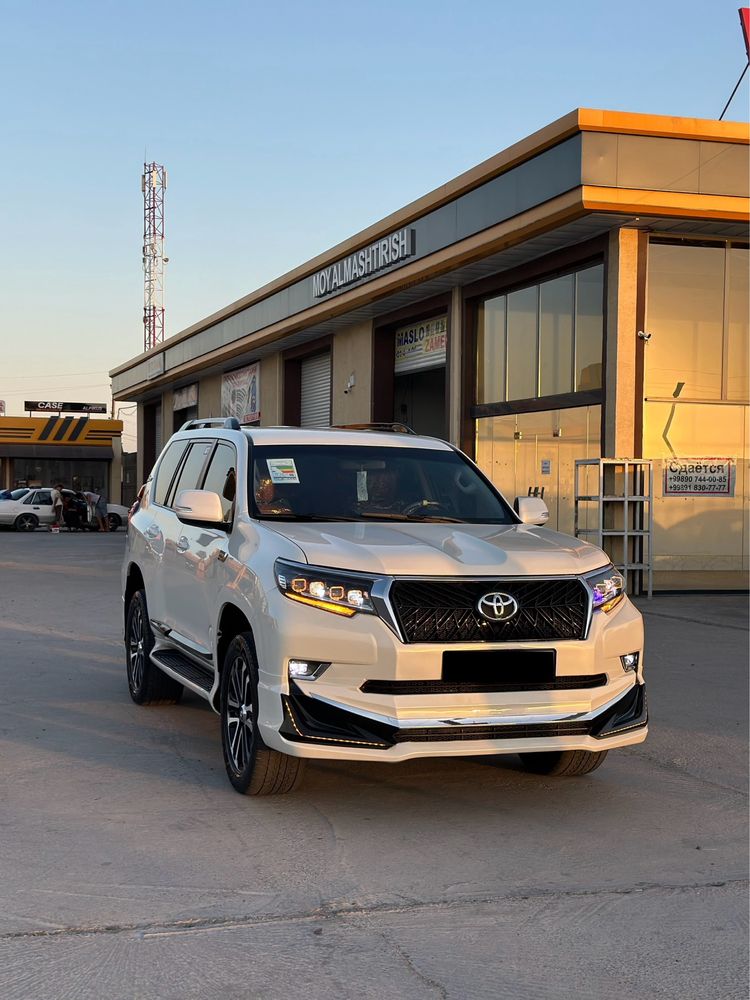 Tayota Land Cruiser Prado 150
