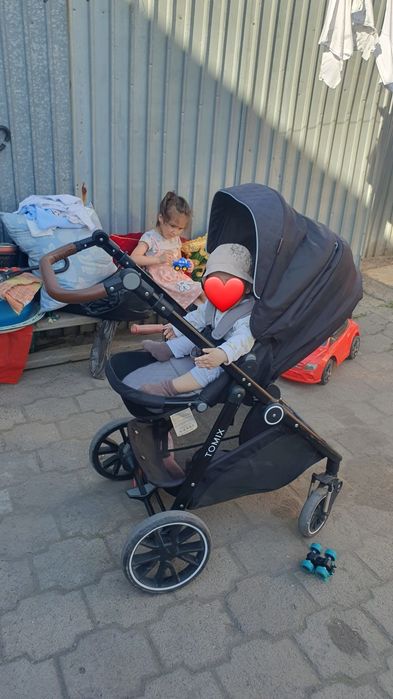 Продам коляску для малыша