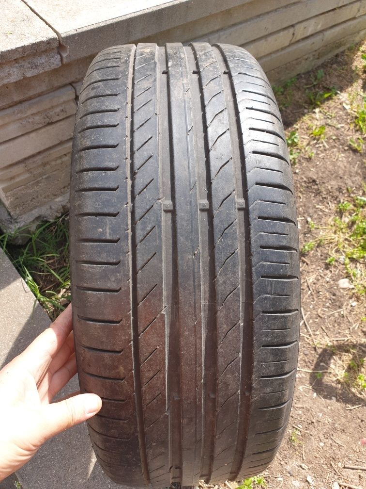 Лятна гума континентал 225/45/19