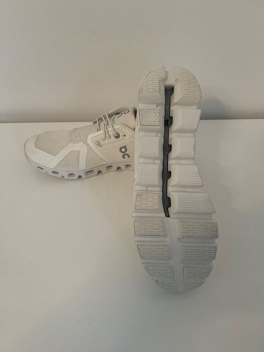 On Running Cloud 5 All White 44