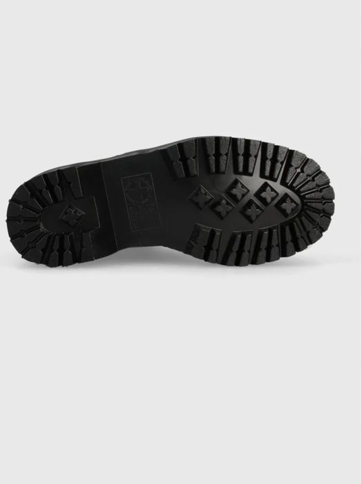 Кубинки Dr Martens