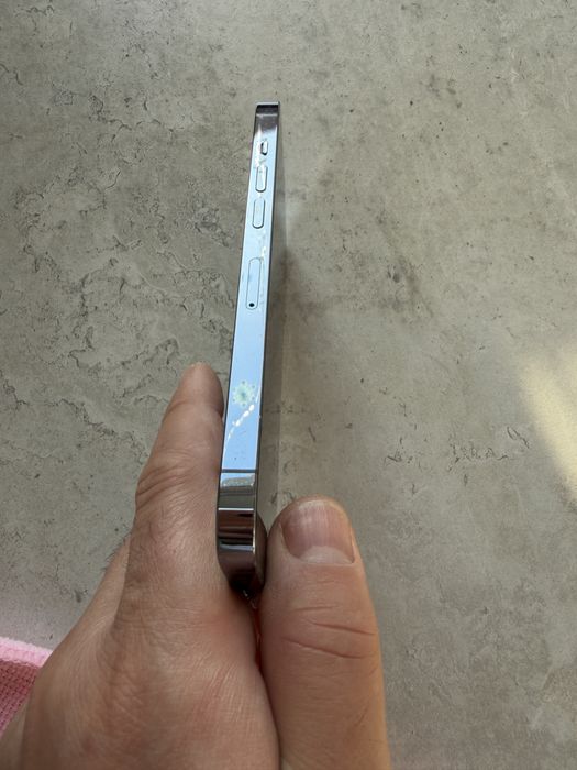 Iphone 13 pro 256 gb с батерия 80%