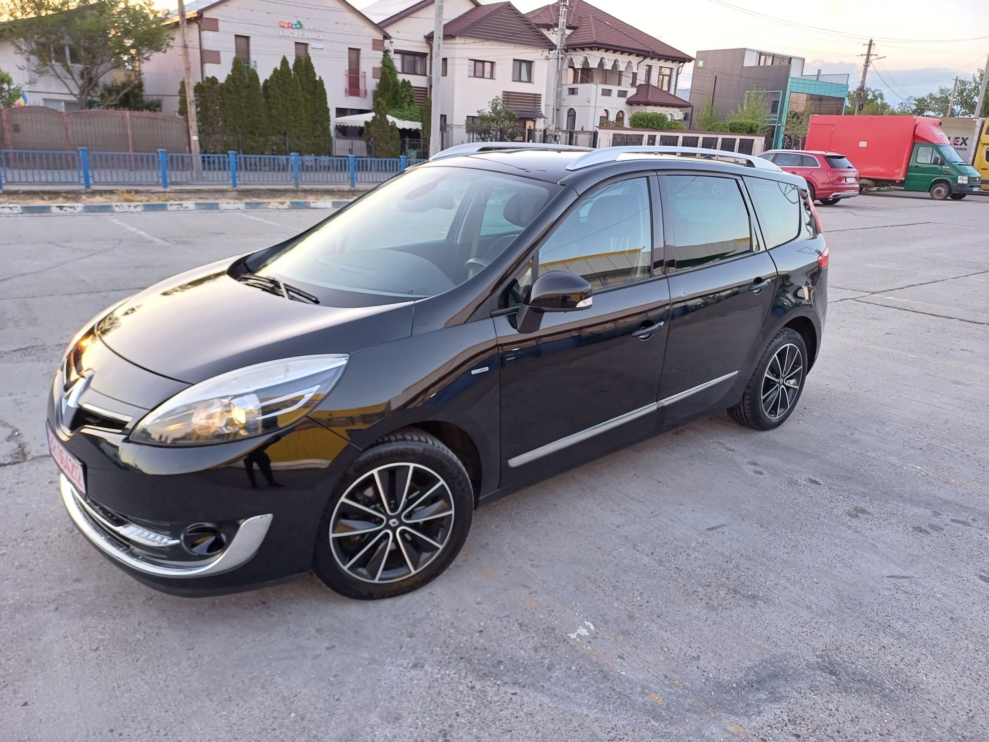 Renault Grand Scenic 1.6 dci 131 cai , 191.000 km Bose Import Germania