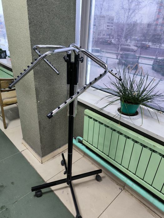 Стойка под одежду