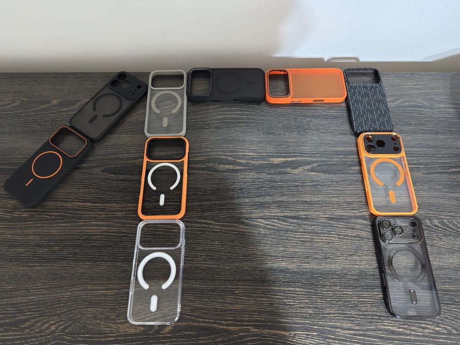 Husa MagSafe iPhone 17 Pro / 17 Pro Max Cosmic Orange