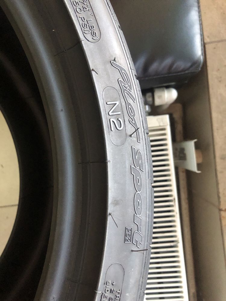 305 30 19 Michelin de vara
