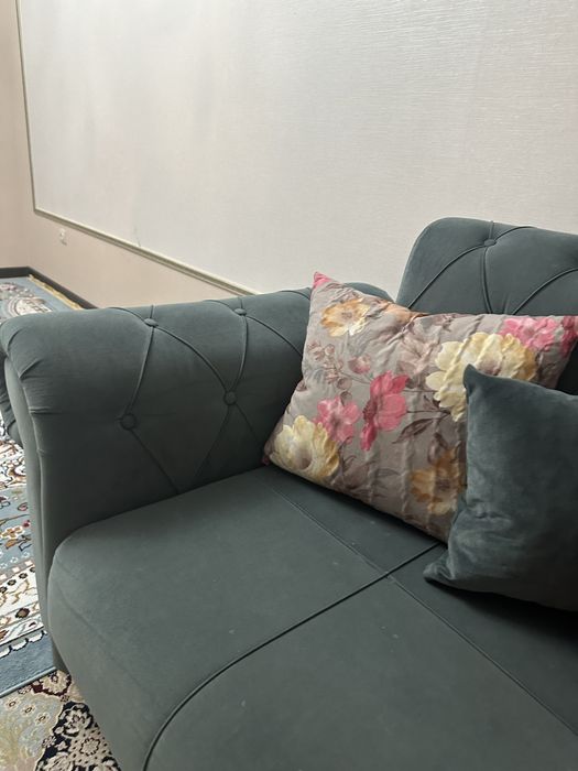 Продам диван для дома