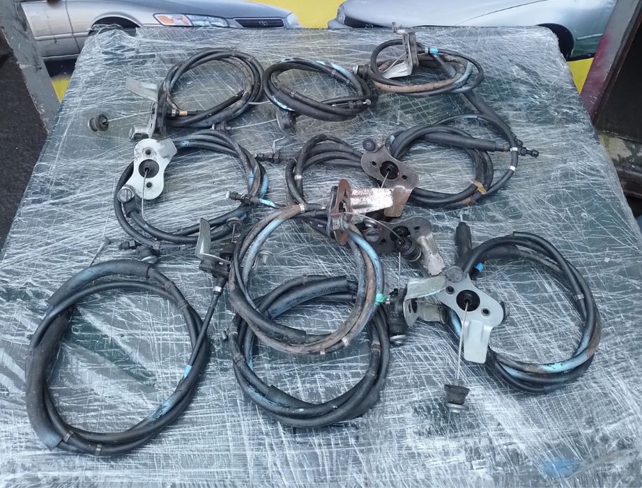 Трос газа тойота карина е калдина корона привозной обьем 2.0 - 3s