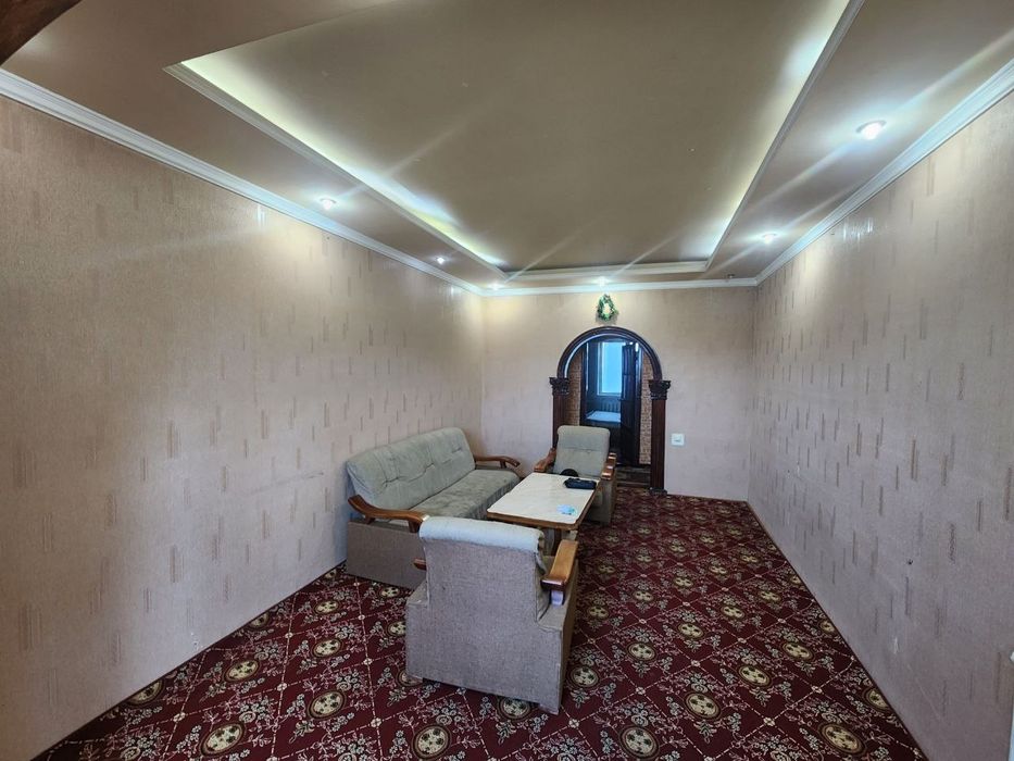 Zudlik bilan 2xonali skvaznoy kvartira sotiladi