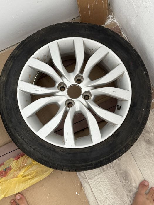 Продам 4 титанки без шин