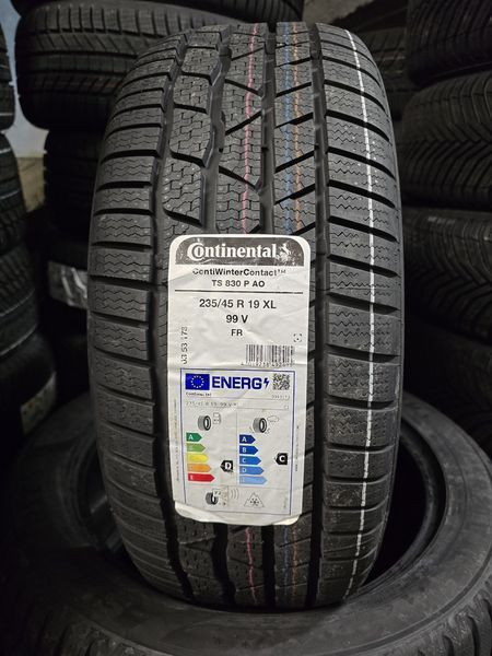 235/45/19 Continental 4бр