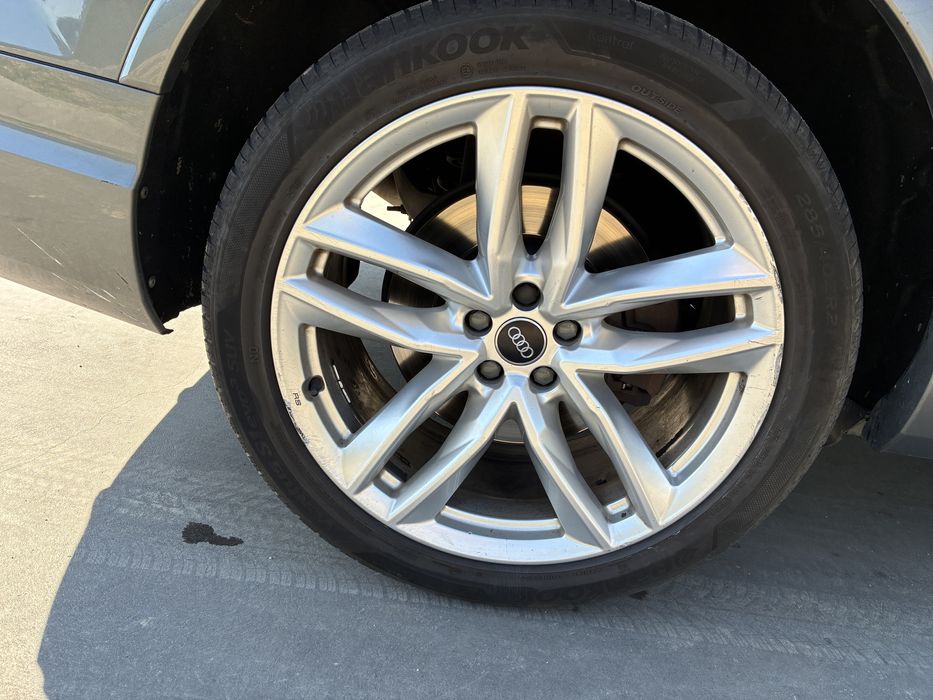Jante audi q7 R21 anvelope 285/40/21 dot 2022