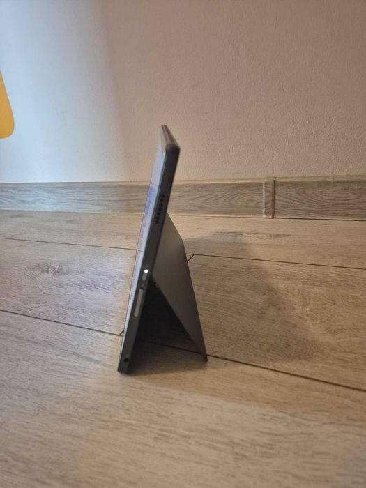 Vând Laptop-Tabletă 2 în 1, Lenovo IdeaPad Duet 5i 12IRU8