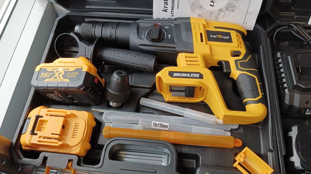 Безчетков Акумулаторен перфоратор къртач бормашина 36V 8Ah 2 батерии