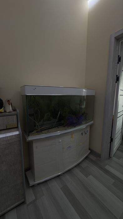 Аквариум 200л продается