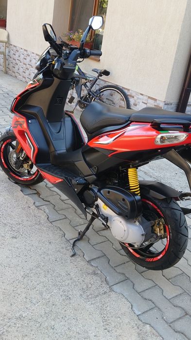 Aprilia SR  априлиа скутер
