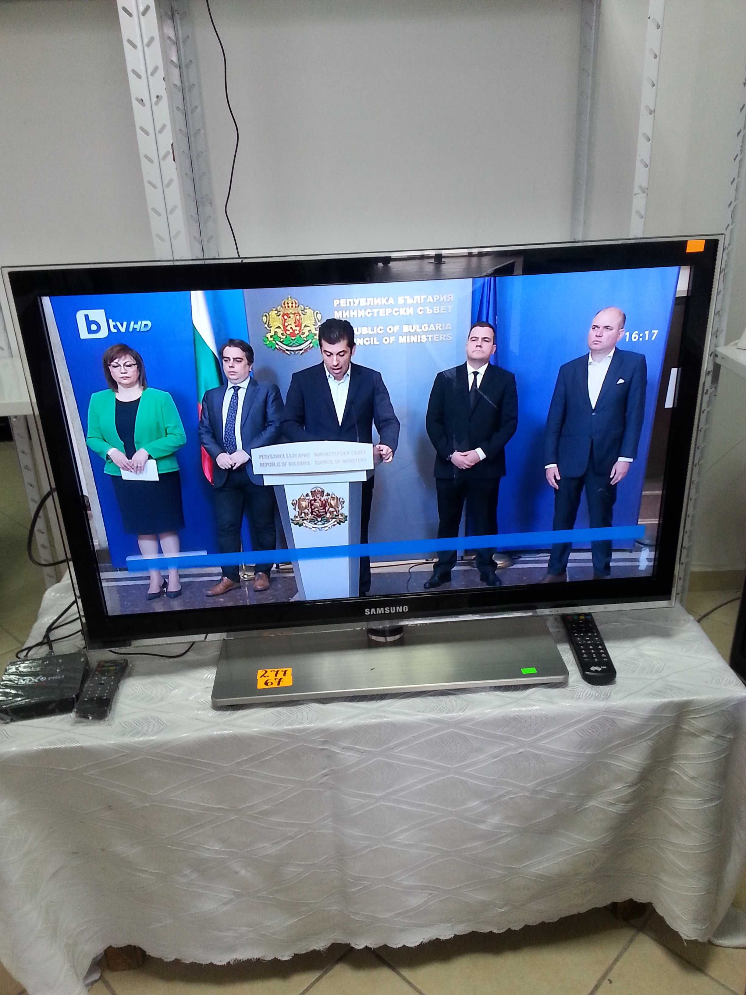 Телевизор Samsung UE37 инча