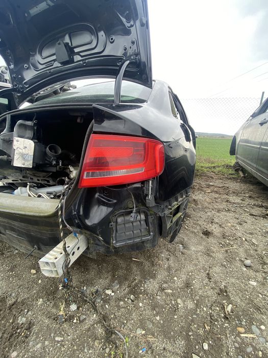 Stop stopuri/tripla Audi A4 B8 berlina