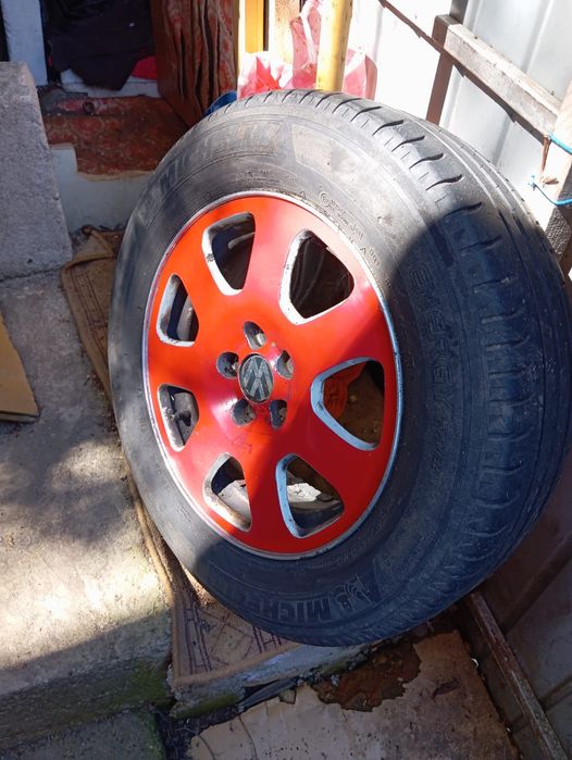 Genți wv 15" cu cauciucuri de vara