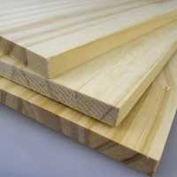 S.C Producem blaturi din lemn masiv de pin cu grosimi diferite.