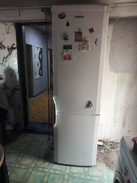 Продам рабочий холодильник
