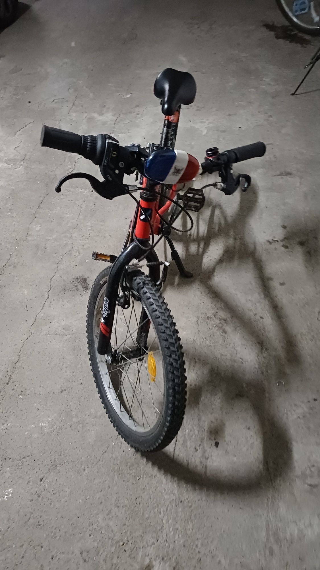 Vand bicicleta copii B-TWIN cu roti pe 20''