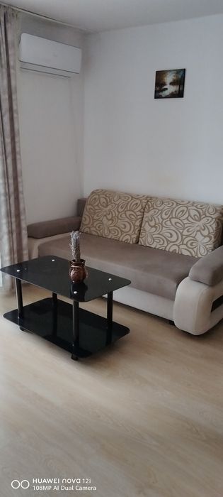 Inchiriez apartament 2 Camere stefan cel Mare